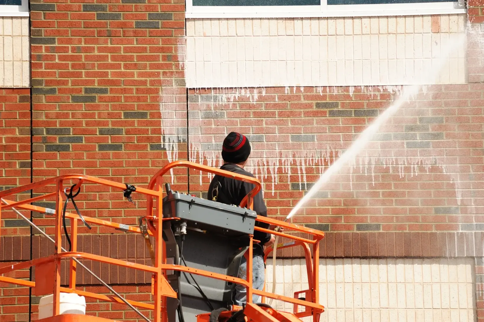 Commercial and industrial pressure washing